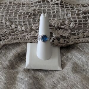 Elegant Blue Gemstone Silver Ring